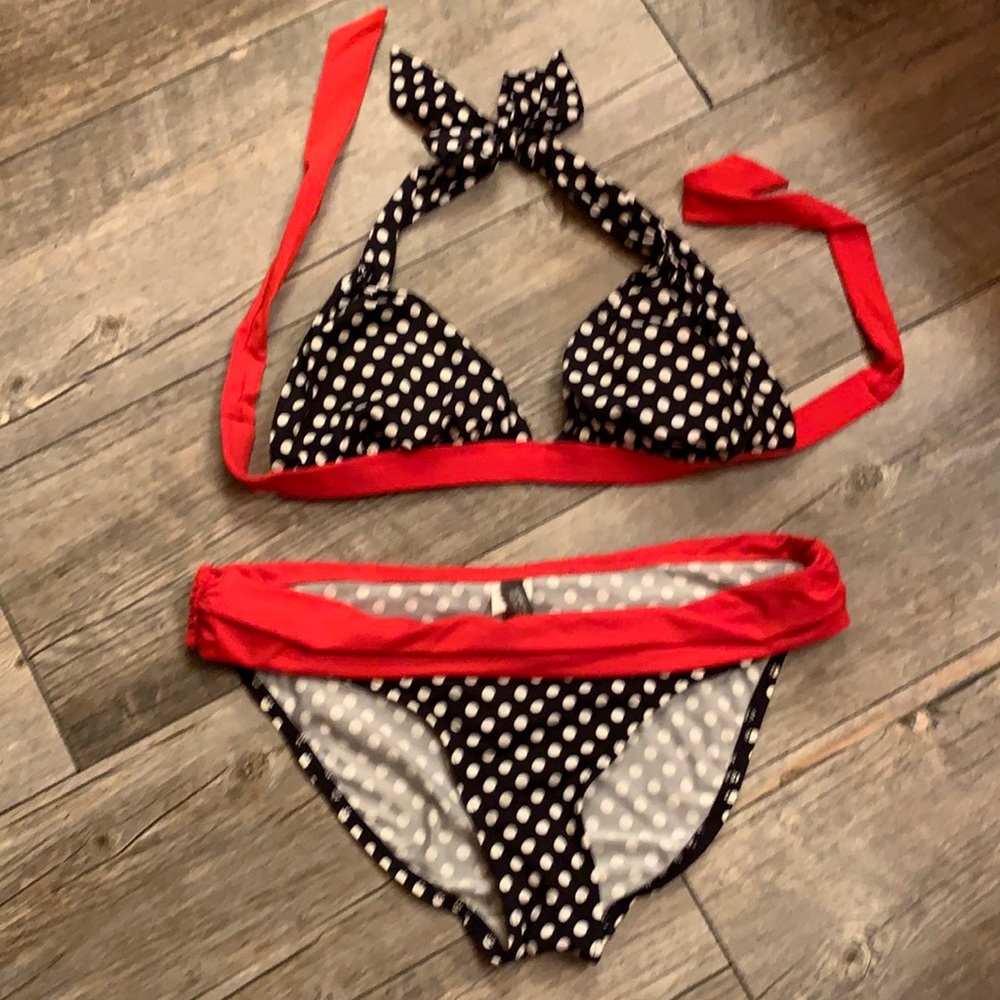 Kenneth Cole Reaction swimsuit Size M